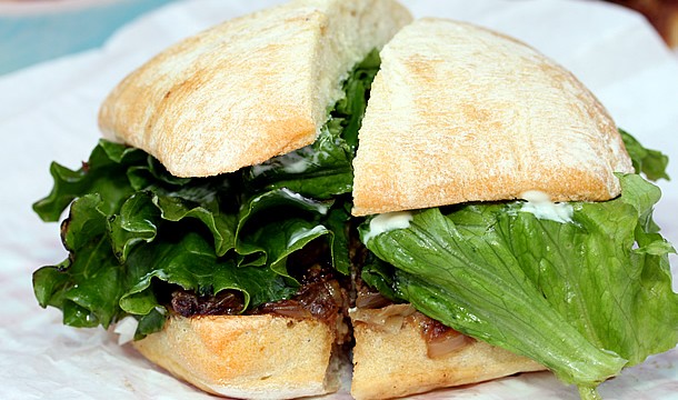 burger-bus-santa-barbara-ca-cheeseburger-610x394 The Burger Bus - Cheeseburger
