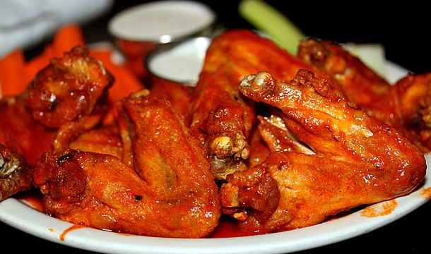 the-brewhouse-santa-barbara-ca-buffalo-wings-610x394 The Brewhouse - Buffalo Wings