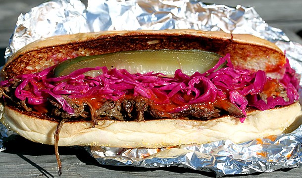 the-new-black-bbq-santa-barbara-ca-kobe-brisket-610x407 The New Black BBQ - Kobe Brisket Sandwich