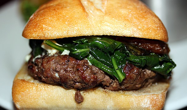 burger-bar-las-vegas-nevada-hubert-keller-burger-610x410 Burger Bar - Mandalay Bay Las Vegas Nevada