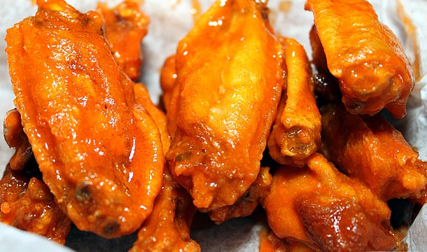 wogies-bar-and-grill-nyc-krazy-kates-buffalo-wings-610x407 Wogies Bar & Grill - West Village, New York, NY