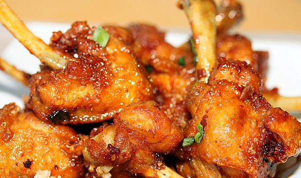 take-me-out-hotties-chicago-wings-610x407 Take Me Out Hotties - Chicago Illinois