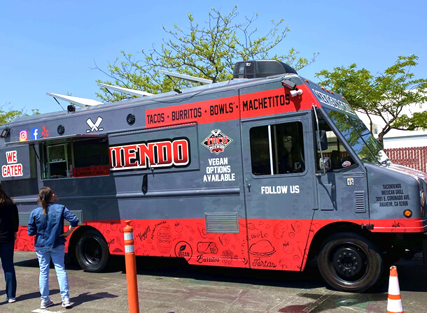 Taco Miendo Food Truck